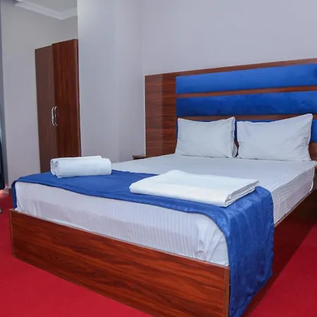 Lion King Hotell *